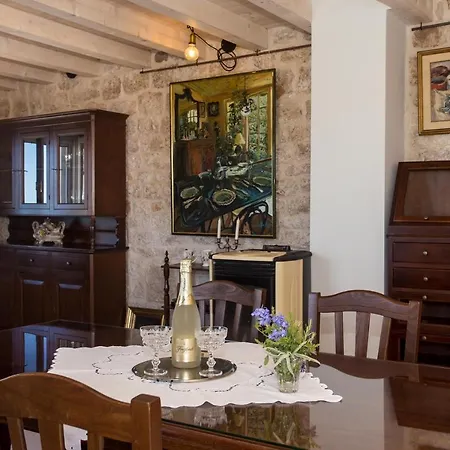 Heritage Art Vakantiehuis Trogir