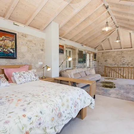 Heritage Art Vakantiehuis Trogir